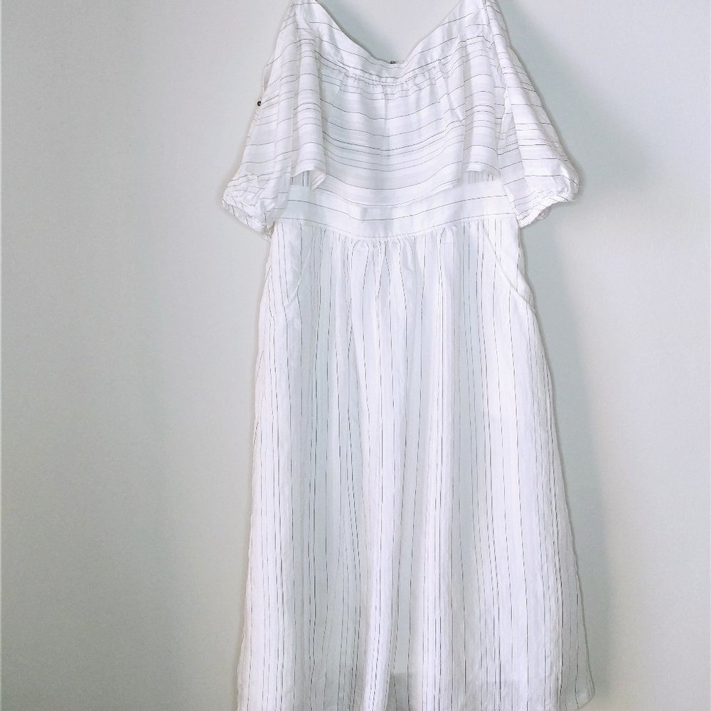 NWOT - To the Max White Cold Shoulder Dress - Sz 8 - Picture 5 of 10